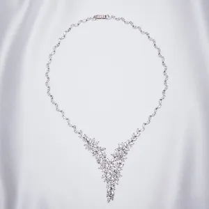 Starlett Crystal Necklace with FREE GIFT BOX