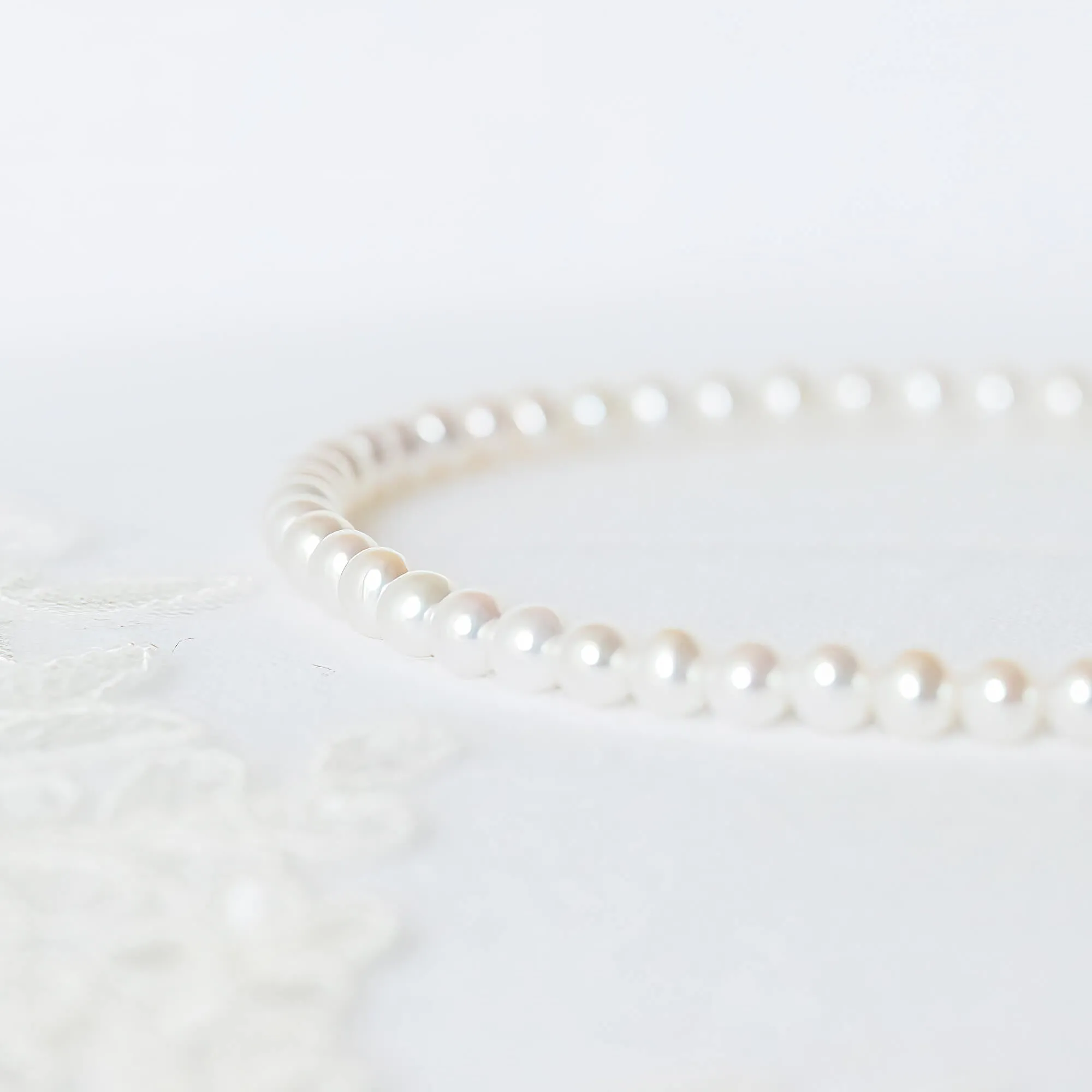 Sweet Pearl Necklace in Silver