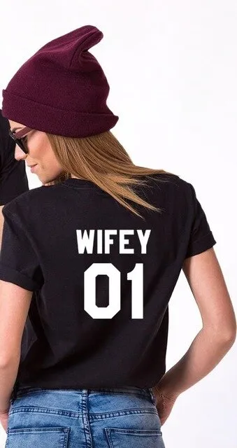 Wifey & Hubby 01 Matching Couple Tees